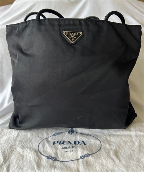 prada nylon tote vintage.